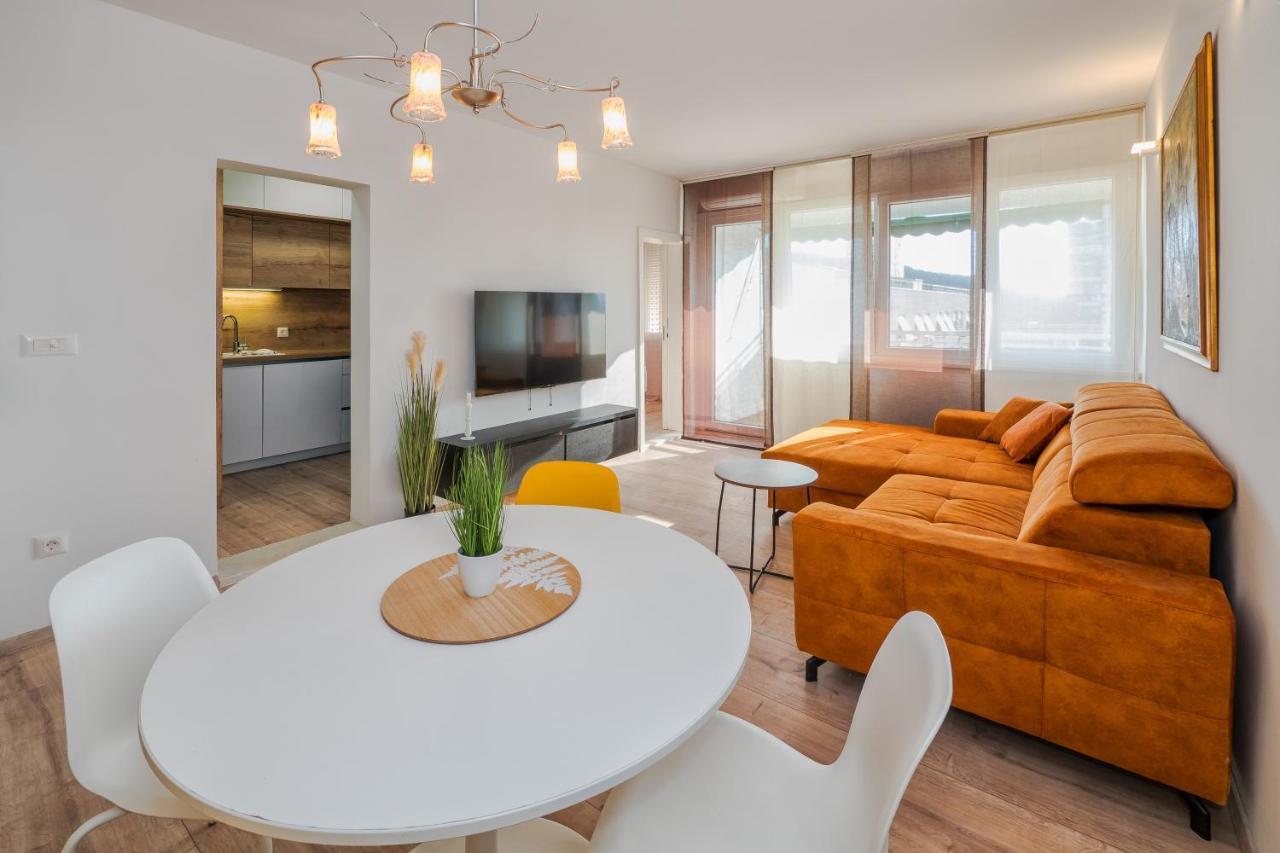 3-Bedroom Sea View Apartment - Balcony, Elevator - Spinut, Split Спліт Екстер'єр фото