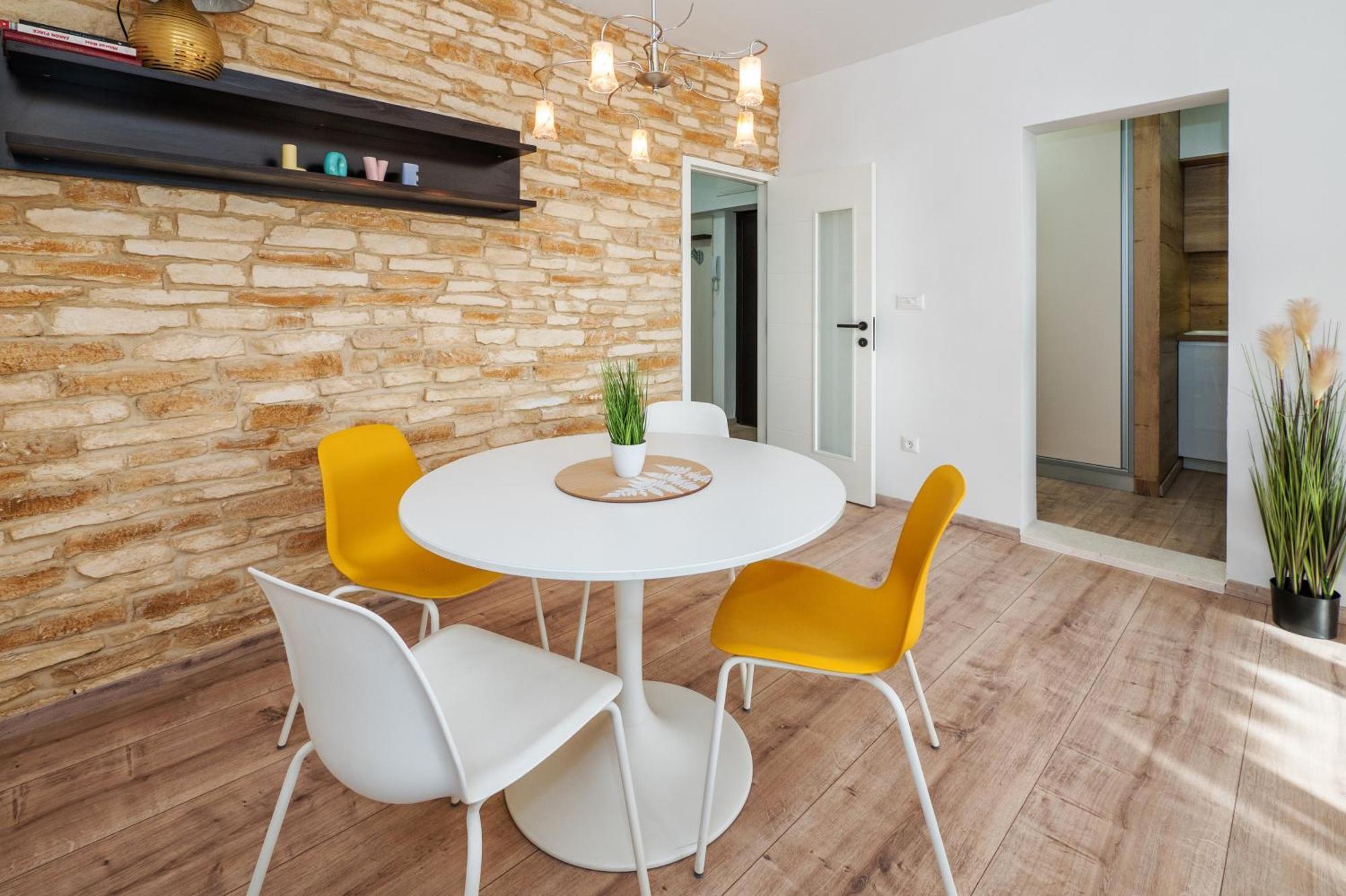 3-Bedroom Sea View Apartment - Balcony, Elevator - Spinut, Split Спліт Екстер'єр фото