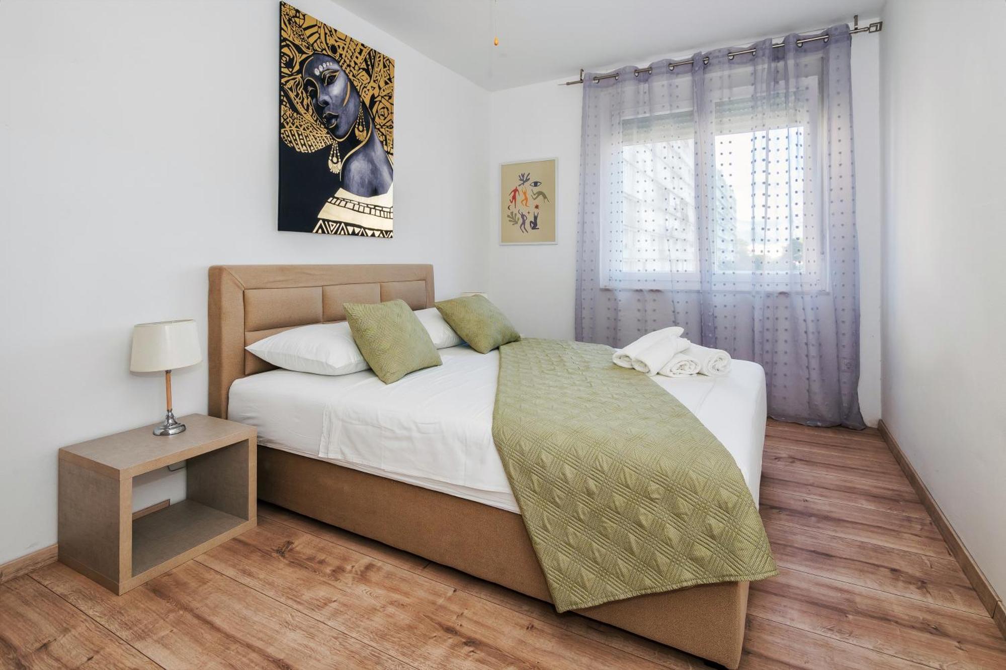 3-Bedroom Sea View Apartment - Balcony, Elevator - Spinut, Split Спліт Екстер'єр фото