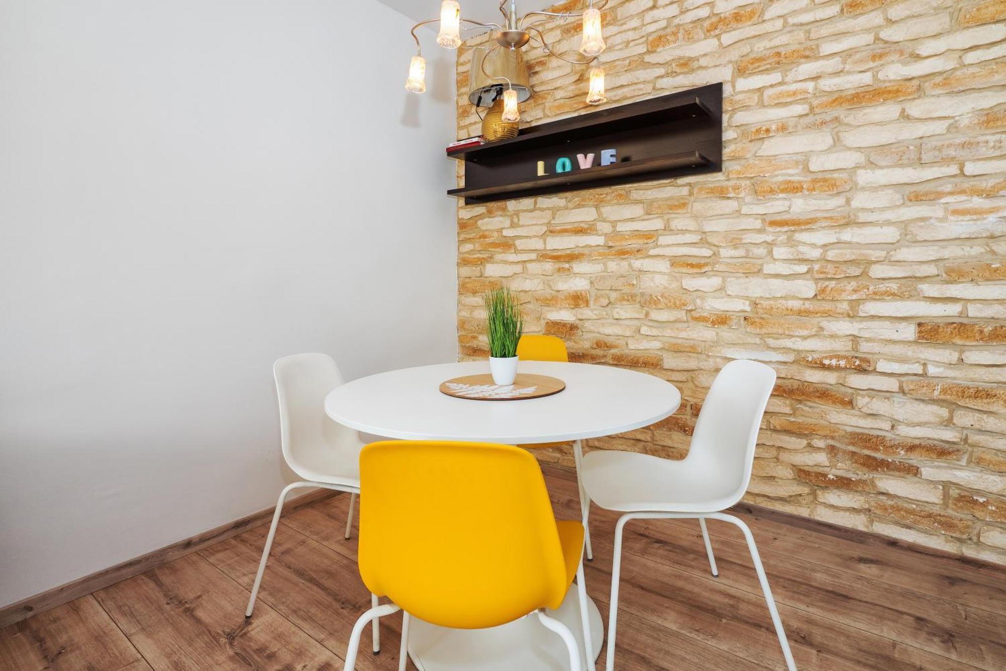 3-Bedroom Sea View Apartment - Balcony, Elevator - Spinut, Split Спліт Екстер'єр фото
